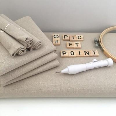 Toile Murano 12 Fils/cm paillettes beige Zweigart® pour aiguille fine 1,3 mm