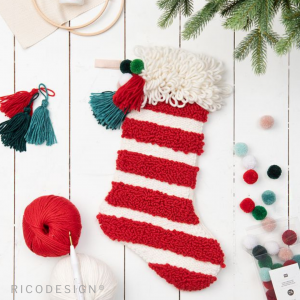 Photo png chaussete botte de noel punch needle ricodesign